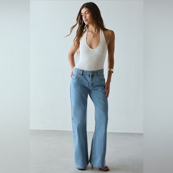 Abrand Denim - Abrand 99 Gigi Low-Rise Baggy Flare Jean